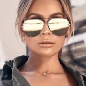 Green/Gold Quay Australia x Desi Perkins High Key